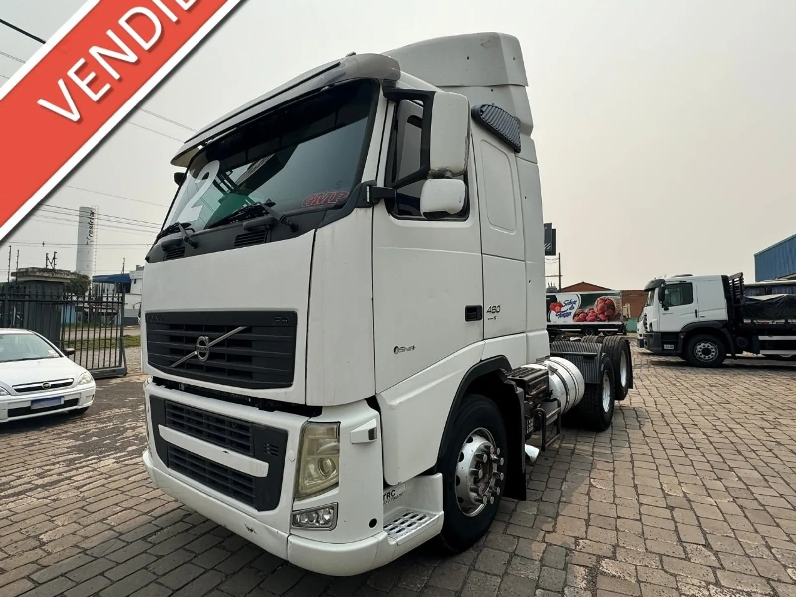 Caminhão Volvo FH 460 Motor Feito 6x2 2012, foto 1 de 3