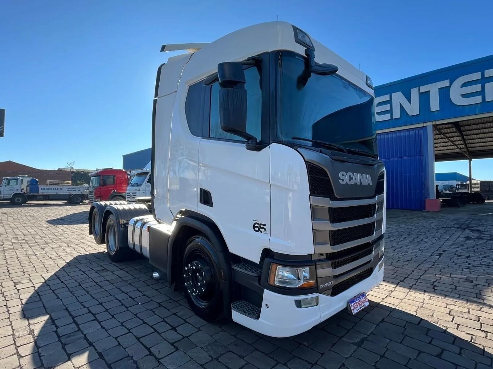 Caminhão Scania R450 6x2 2020, foto 1 de 3