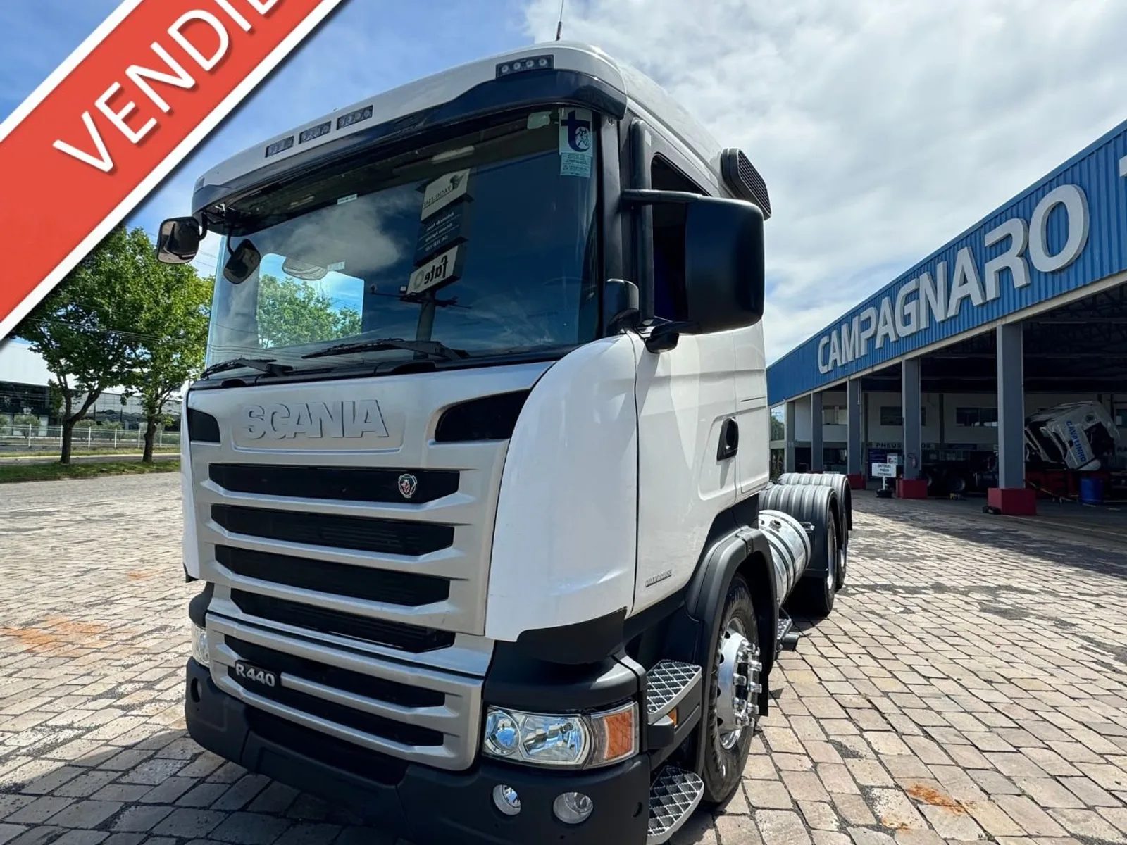 Caminhão Scania R440 6X2 Baixo km 2016, foto 1 de 3