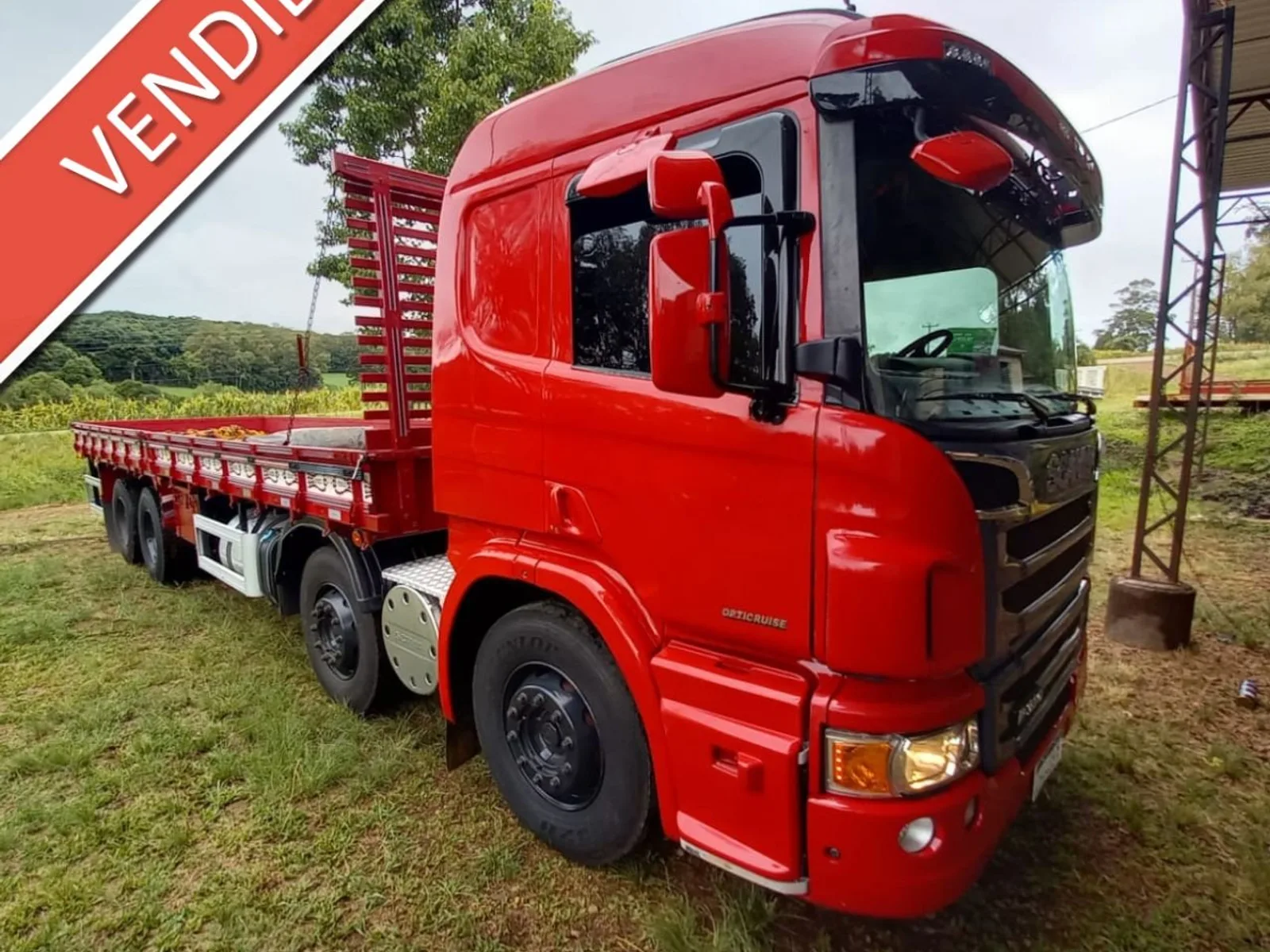 Caminhão Scania P 310 Bitruck 2013, foto 1 de 3
