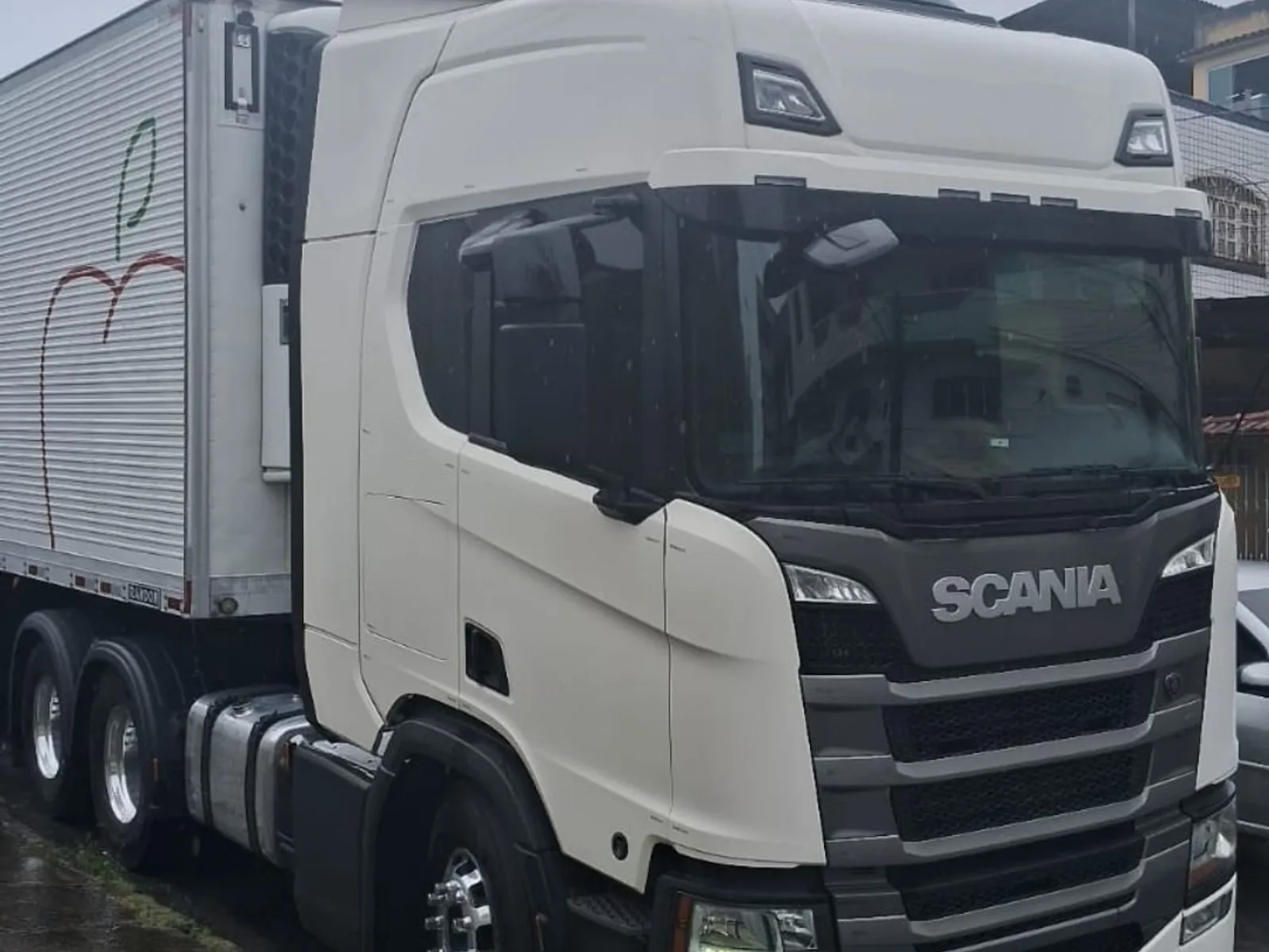 Caminhão Scania R450 6x2 Completo 2021, foto 1 de 3