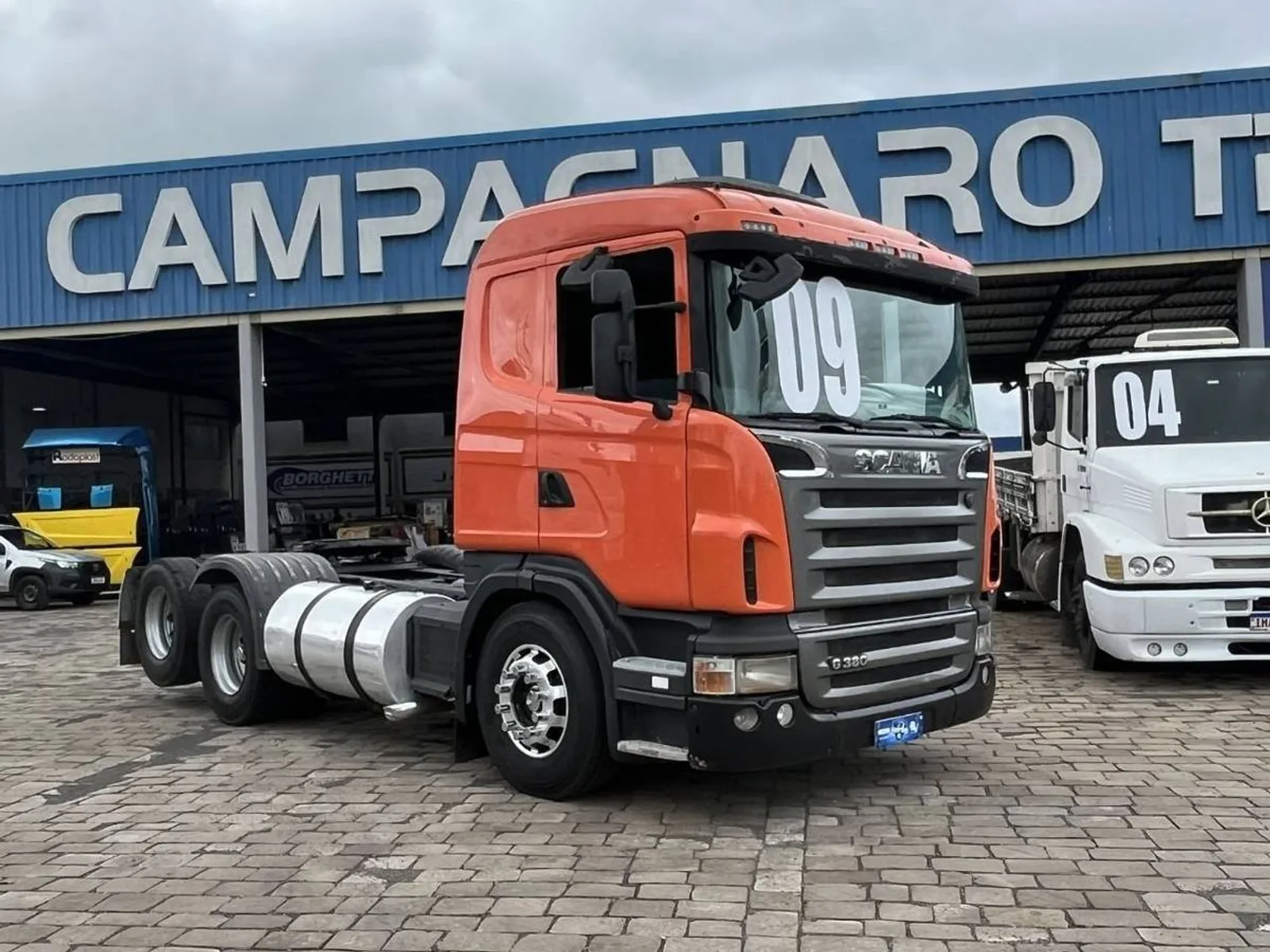 Caminhão Scania G380 6x2 2009, foto 1 de 3