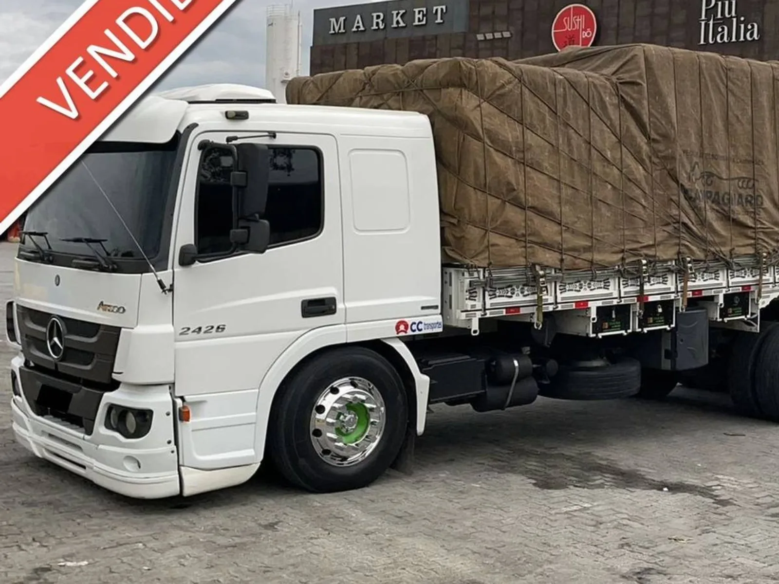 Caminhão Mercedes-Benz Atego 2426 6x2 2012, foto 1 de 3